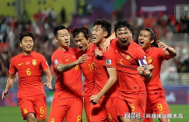球盟会体育追梦：文班不是总决赛前二球员 但下赛季他会被媒体评为联盟头牌