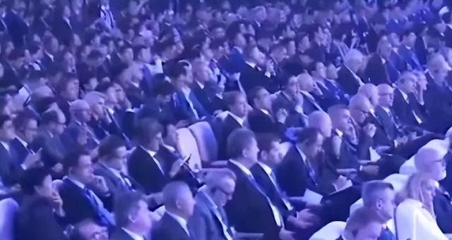 球盟会体育-西班牙别沮丧!首战不胜非噩梦,四队曾逆转夺冠,或复制南非奇迹